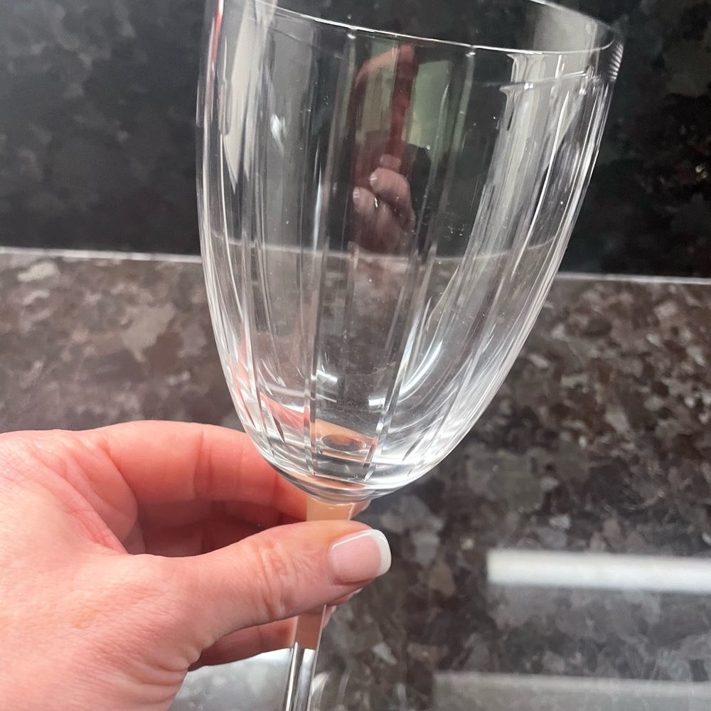 Lenox Crystal Wine Glasses Staccato Pattern Set of 4 Perfect Condition - Picture 6 of 8
